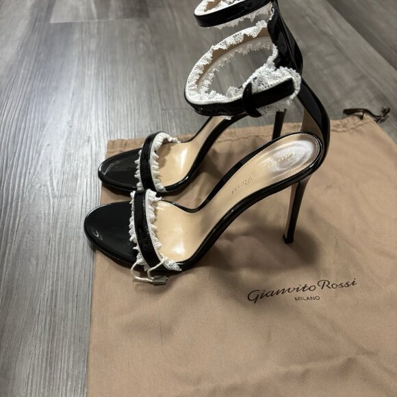 Gianvito Rossi Black Patent Leather Heels with White Lace Trim - Picture 4 of 5